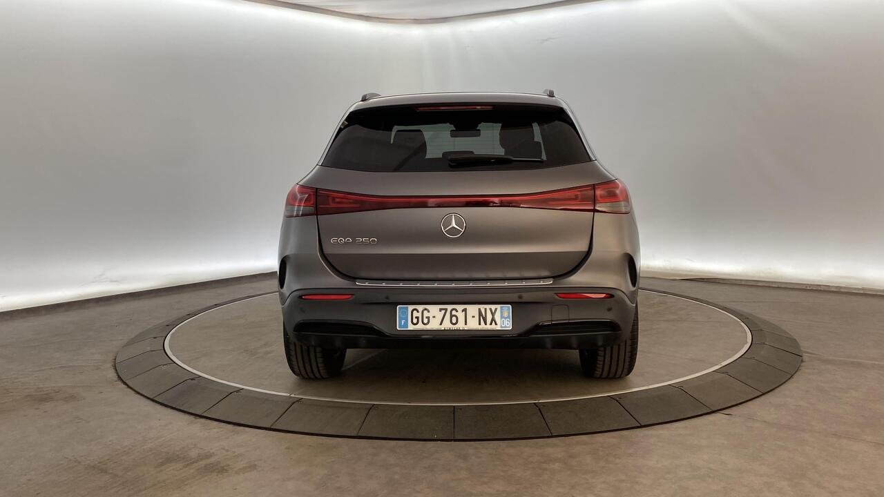 Mercedes EQA 250 AMG Line - Image 5