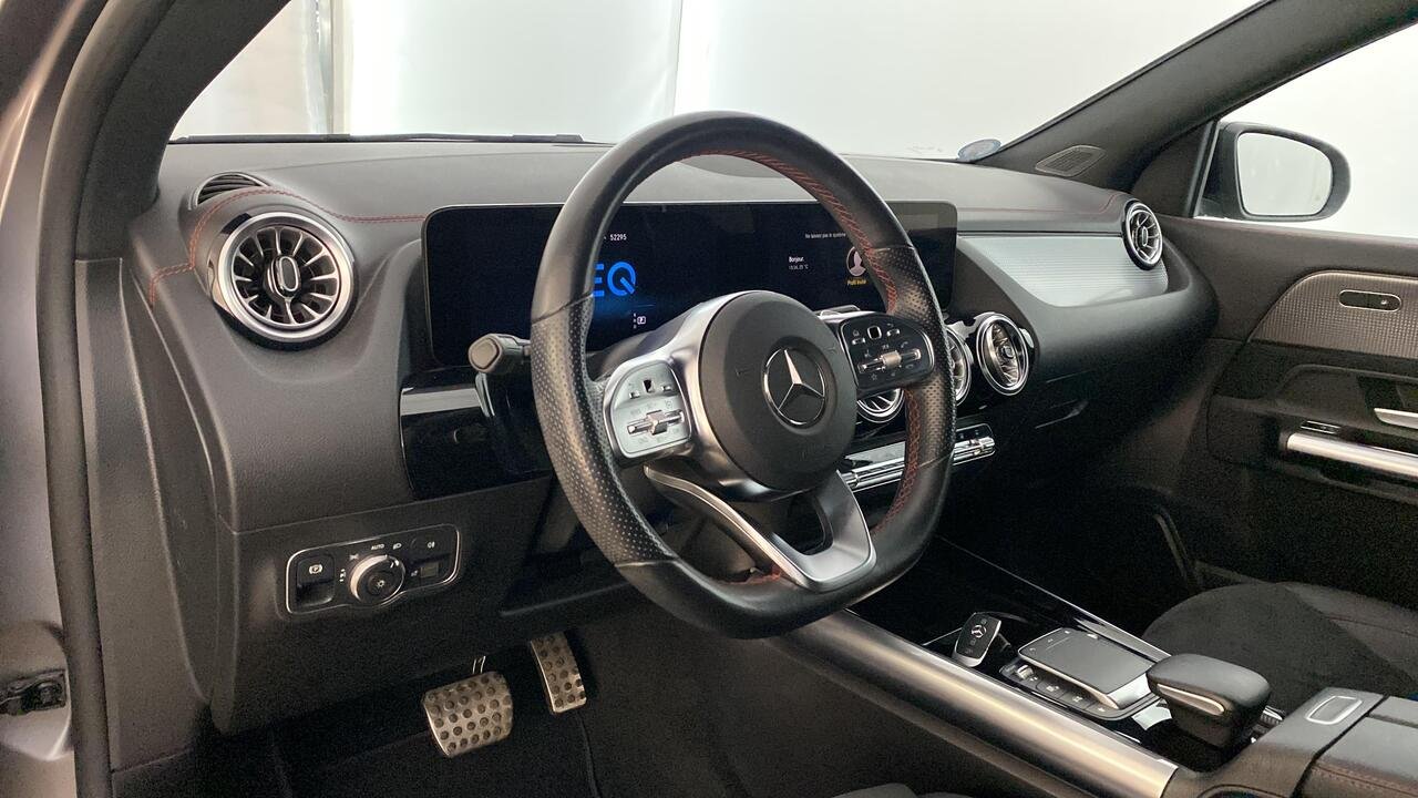 Mercedes EQA 250 AMG Line - Image 11