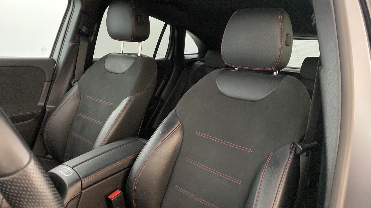 Mercedes EQA 250 AMG Line - Image 13
