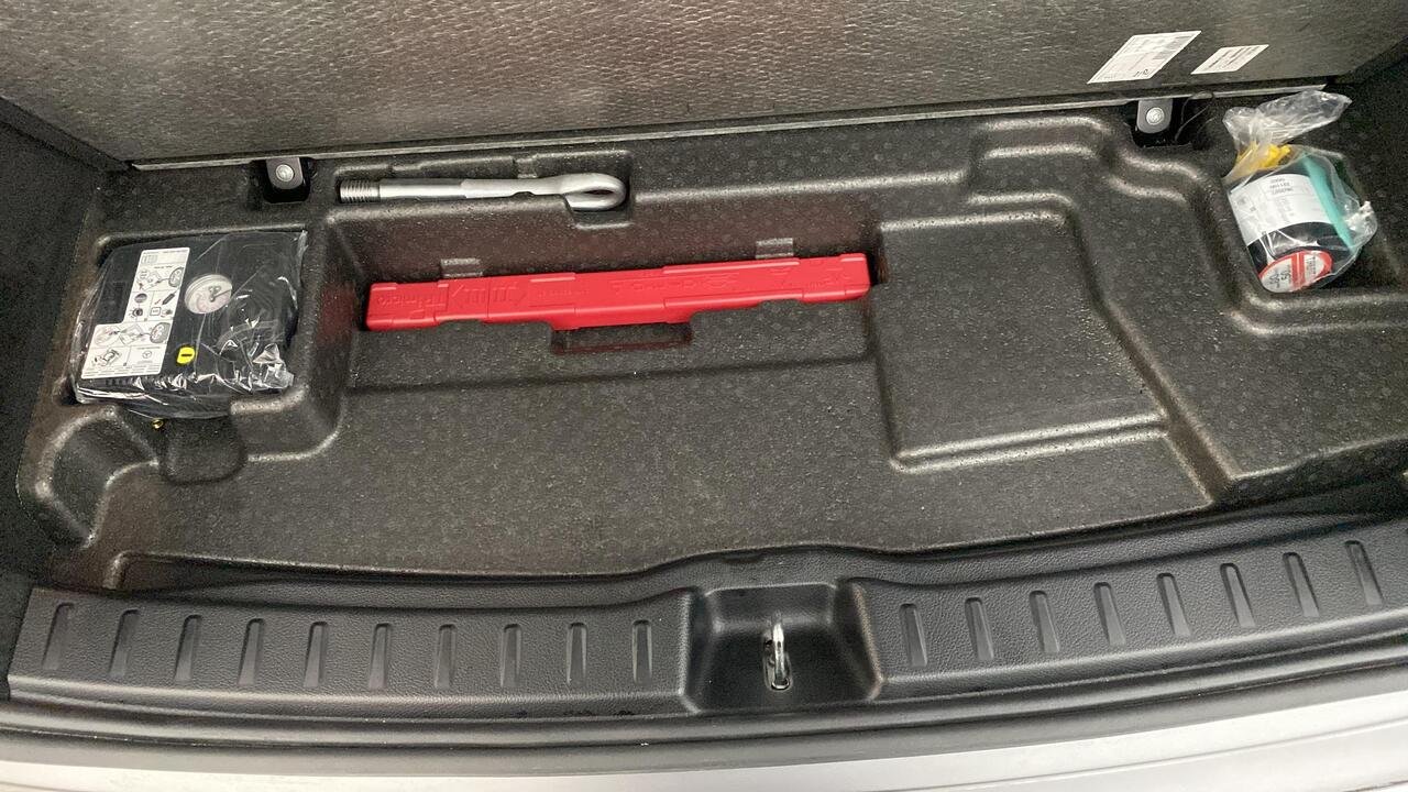 Mercedes EQA 250 AMG Line - Image 20