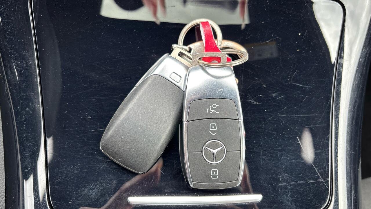 Mercedes EQC 400 AMG LINE 4MATIC - Image 20