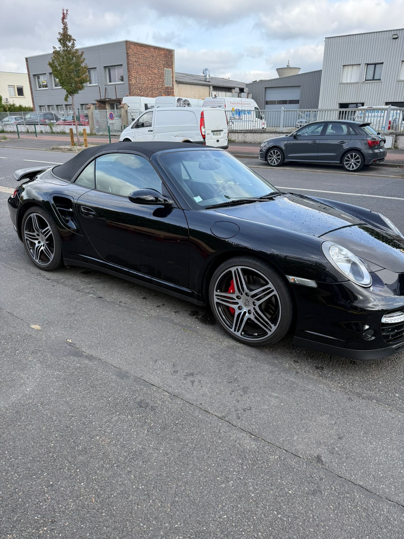 Porsche 911 TURBO TIPTRONIC S - Image 12