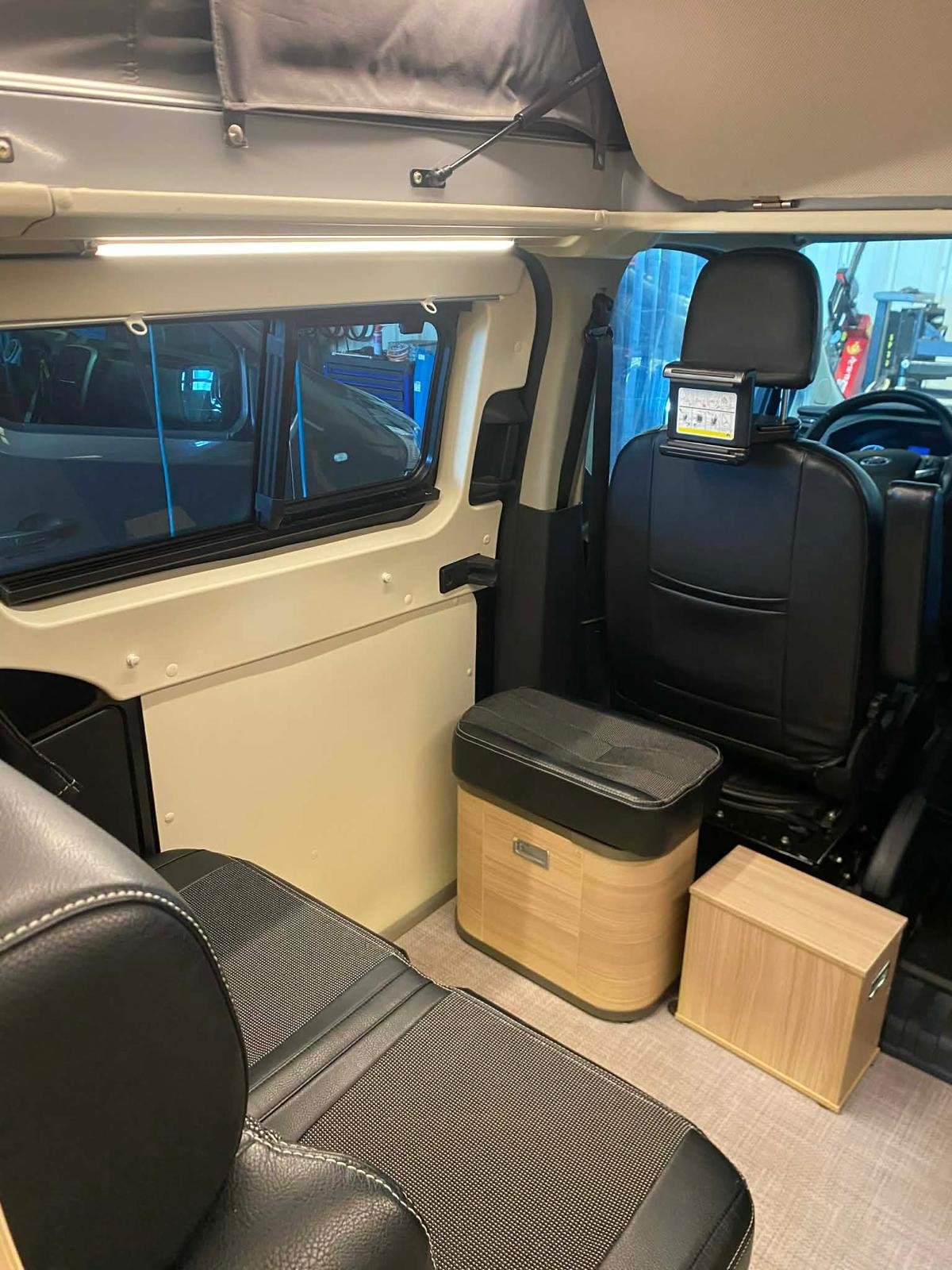 Ford KOMBI TREND BUSINESS - Image 17