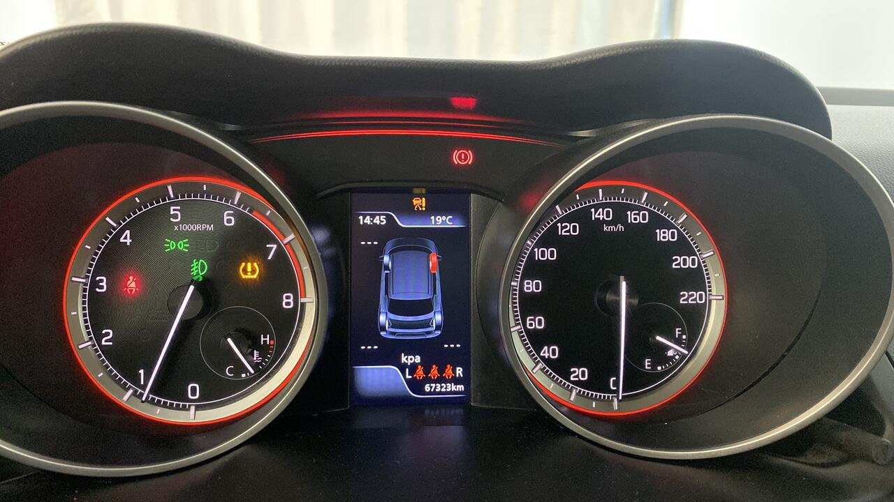SUZUKI SWIFT PRIVILEGE 1.2 DUALJET HYBRID - Image 11