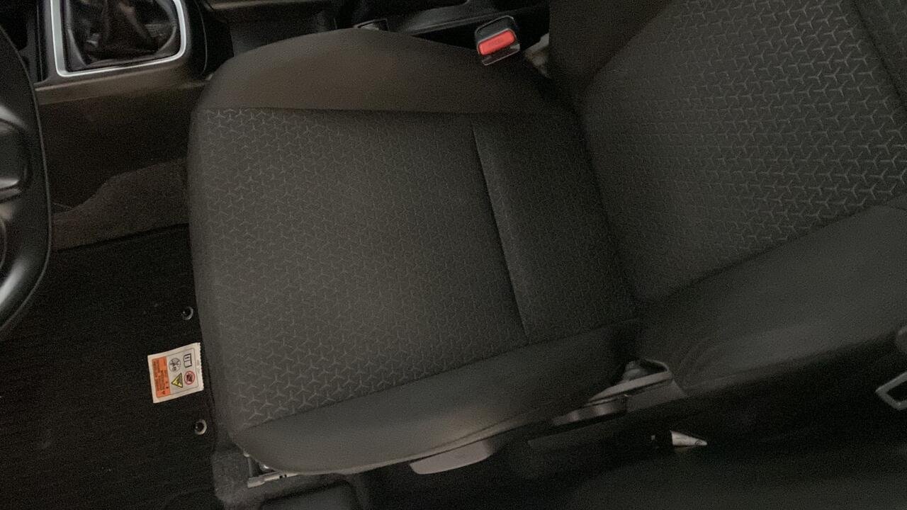 SUZUKI SWIFT PRIVILEGE 1.2 DUALJET HYBRID - Image 13