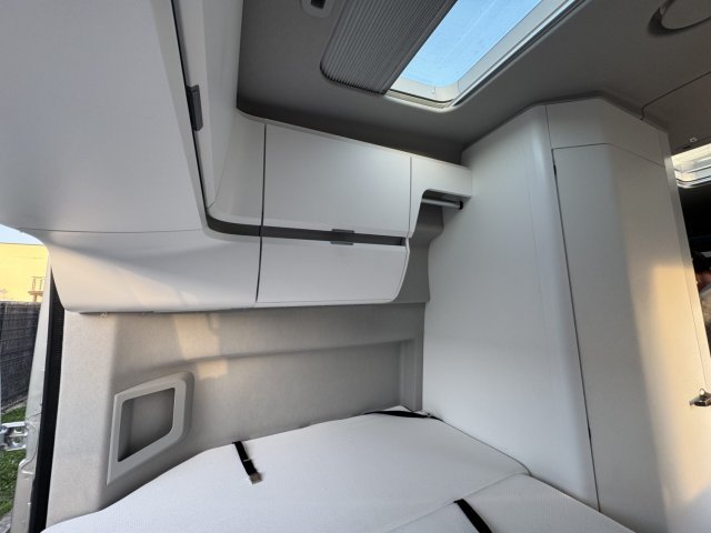 Volkswagen CRAFTER GRAND CALIFORNIA 600 2.0 TDI - Image 21
