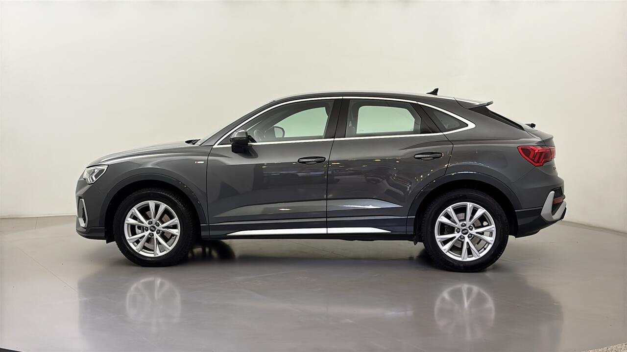 Audi Q3 Sportback 35 TFSI S Line - Image 9