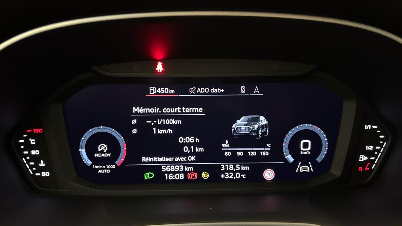 Audi Q3 Sportback 35 TFSI S Line - Image 11