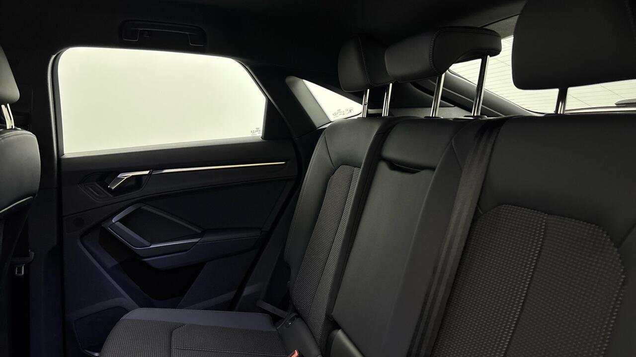 Audi Q3 Sportback 35 TFSI S Line - Image 14