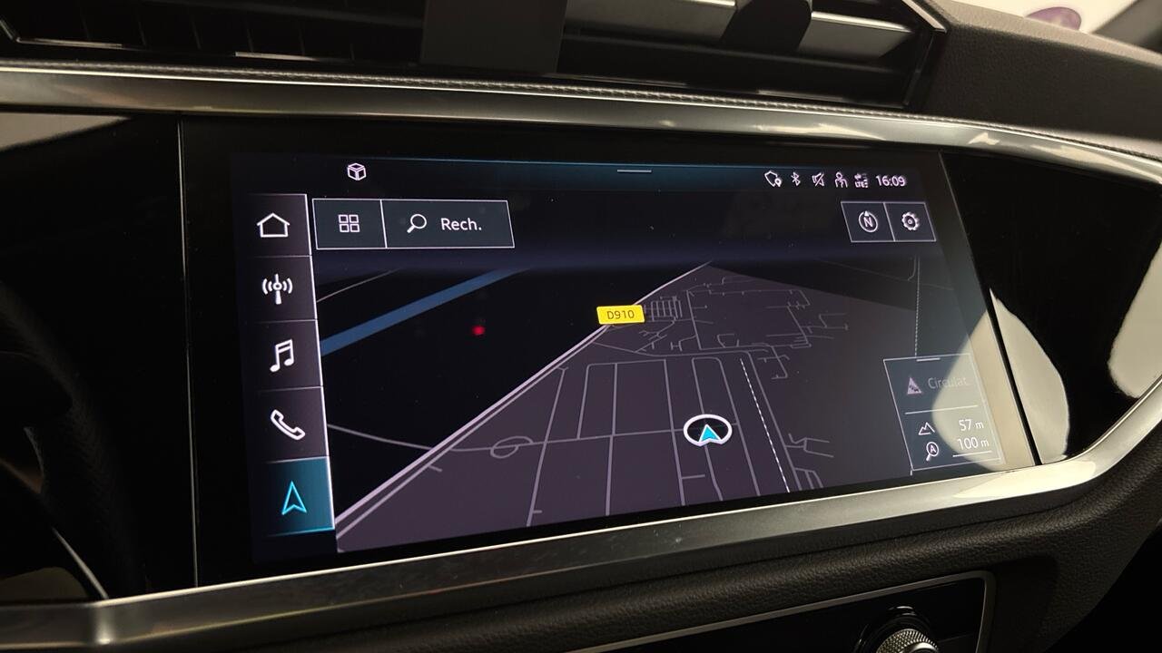 Audi Q3 Sportback 35 TFSI S Line - Image 19