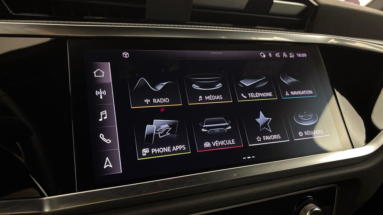 Audi Q3 Sportback 35 TFSI S Line - Image 20