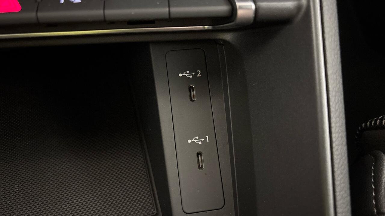 Audi Q3 Sportback 35 TFSI S Line - Image 31