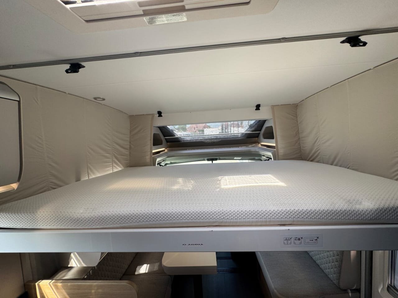 Adria MATRIX 650 DL MATRIX 650 DL 140CV  - Image 10