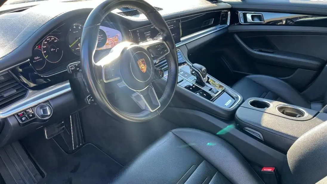 Porsche PANAMERA E-HYBRID EXECUTIVE