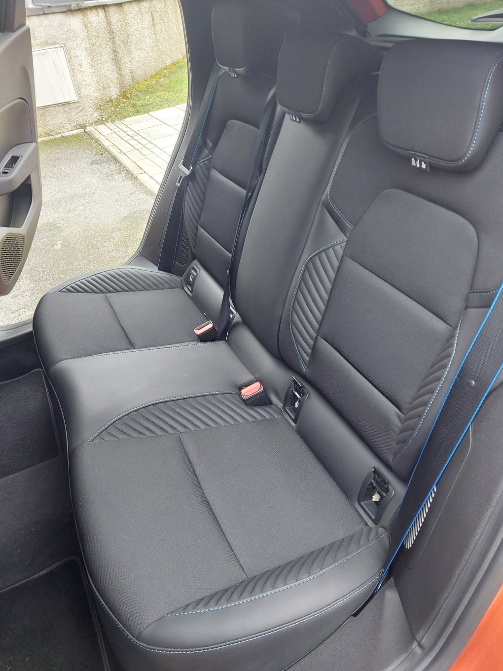 Renault Clio E-Tech 145ch full hybrid - Image 7