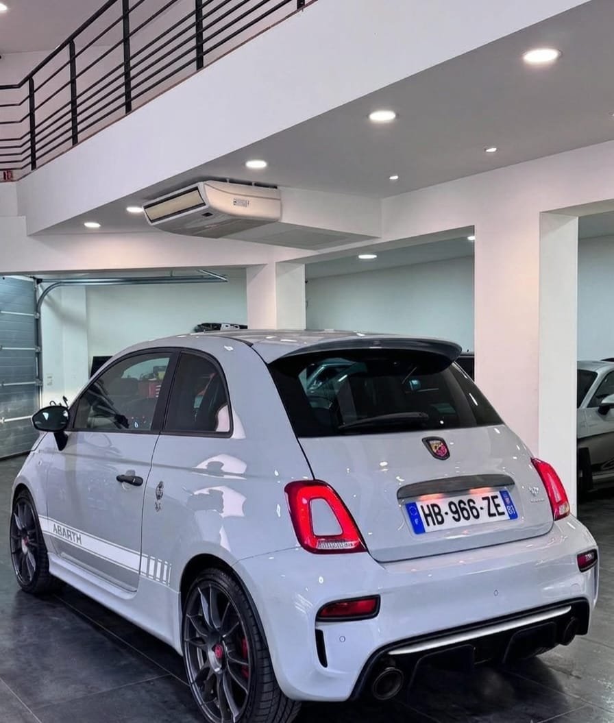 FIAT ABARTH 500 595 ESSEESSE 1.4 T-JET 180 - Image 24