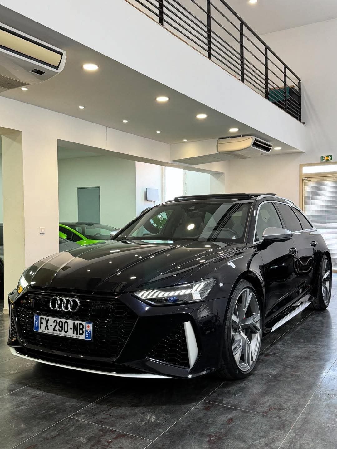 Audi RS6 AVANT 4.0 V8 TFSI QUATRO TIPTRONIC - Image 2