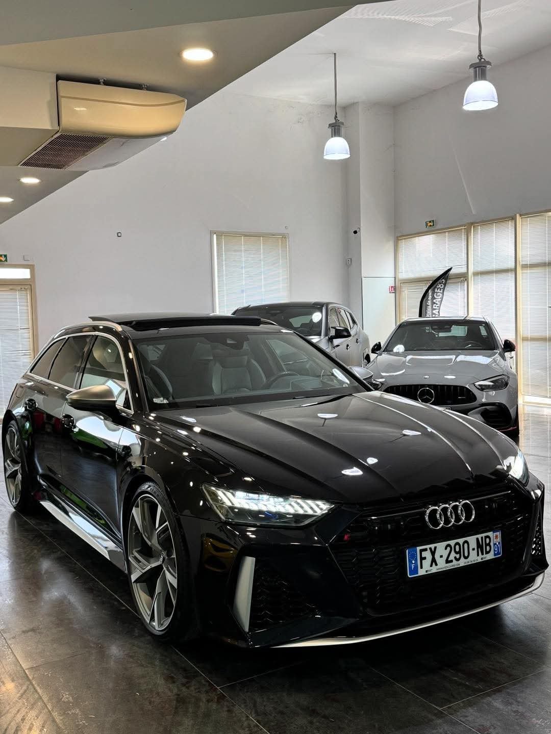 Audi RS6 AVANT 4.0 V8 TFSI QUATRO TIPTRONIC - Image 3
