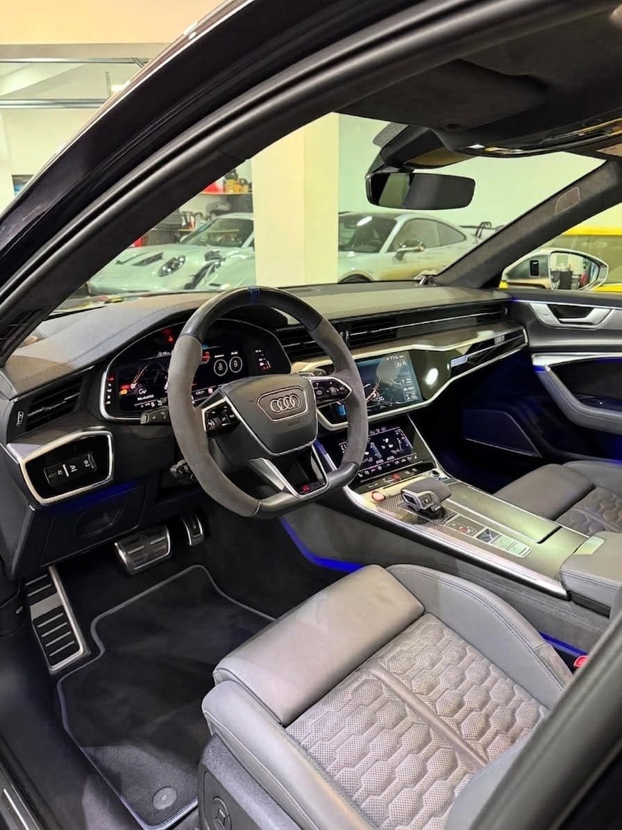 Audi RS6 AVANT 4.0 V8 TFSI QUATRO TIPTRONIC - Image 4