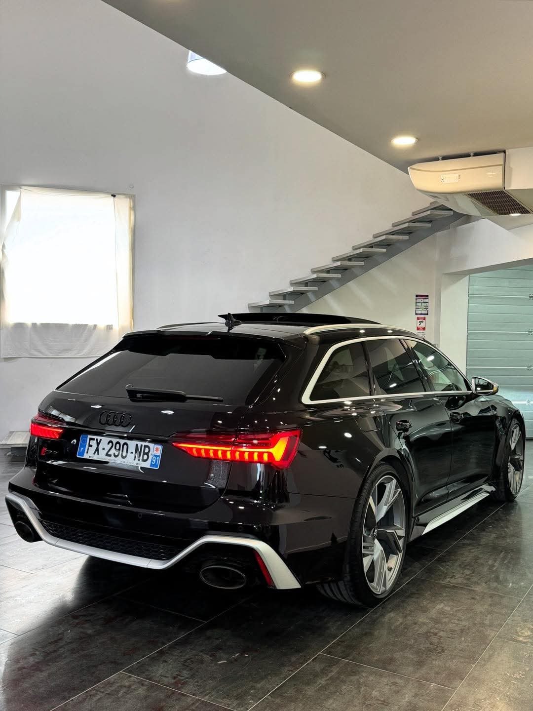 Audi RS6 AVANT 4.0 V8 TFSI QUATRO TIPTRONIC - Image 7