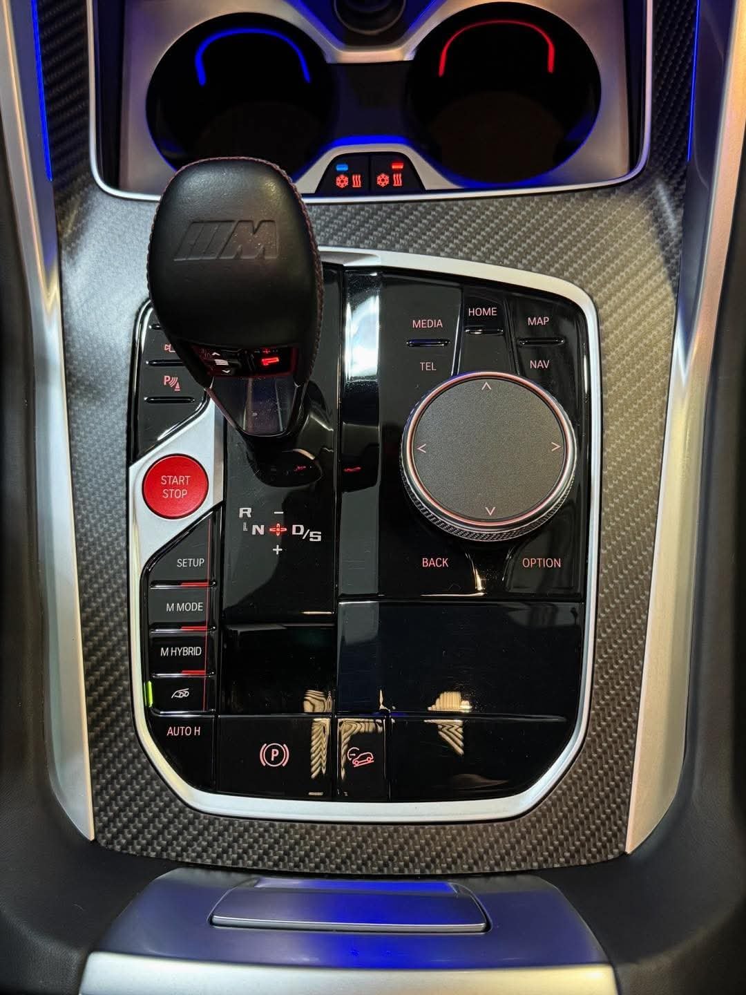 BMW XM 440i 4.4i V8 ACTIVE HYBRID XDRIVE - Image 11