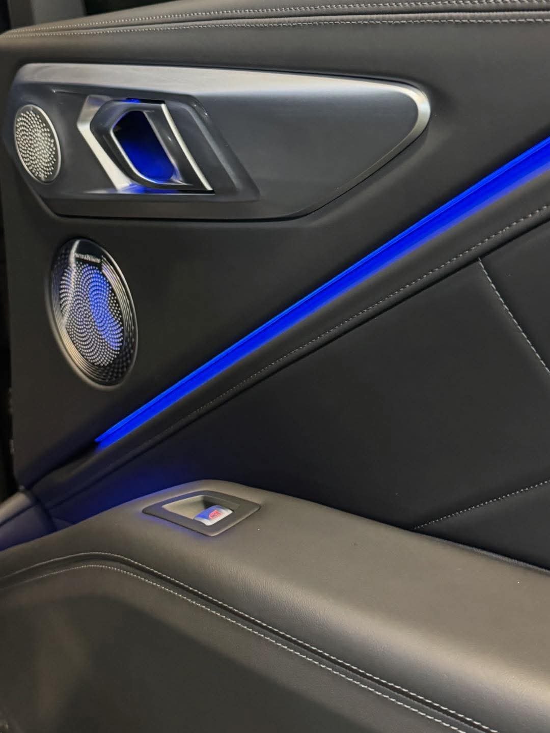 BMW XM 440i 4.4i V8 ACTIVE HYBRID XDRIVE - Image 19