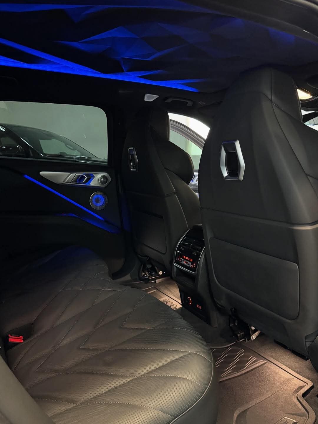 BMW XM 440i 4.4i V8 ACTIVE HYBRID XDRIVE - Image 20