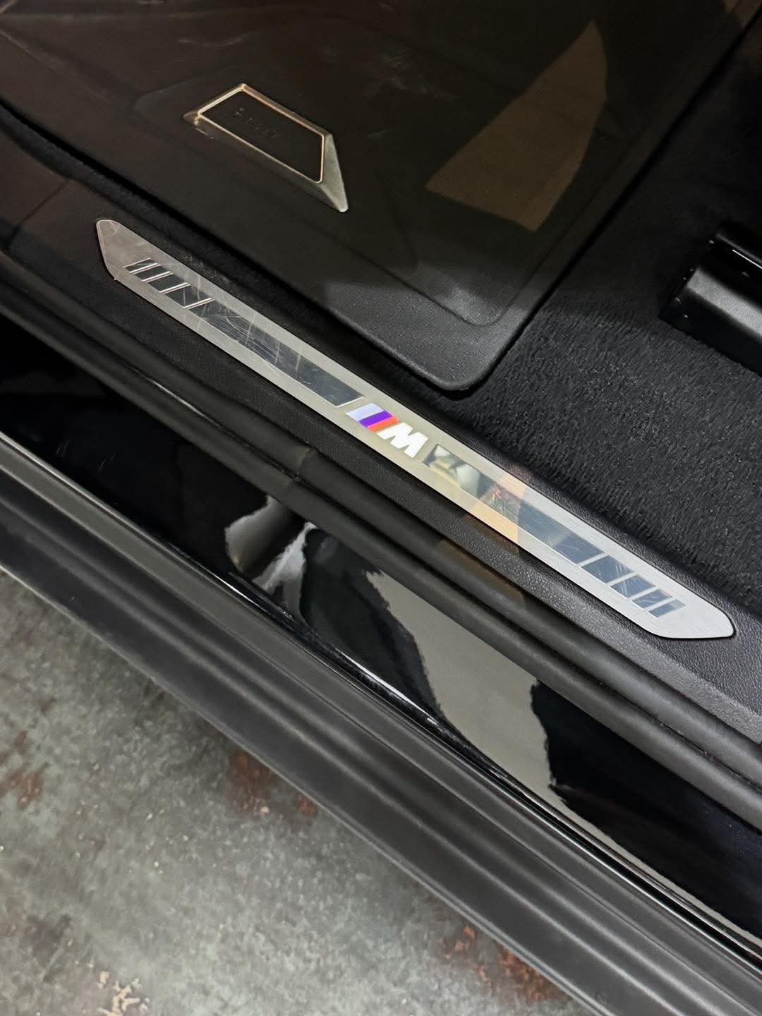 BMW XM 440i 4.4i V8 ACTIVE HYBRID XDRIVE - Image 24