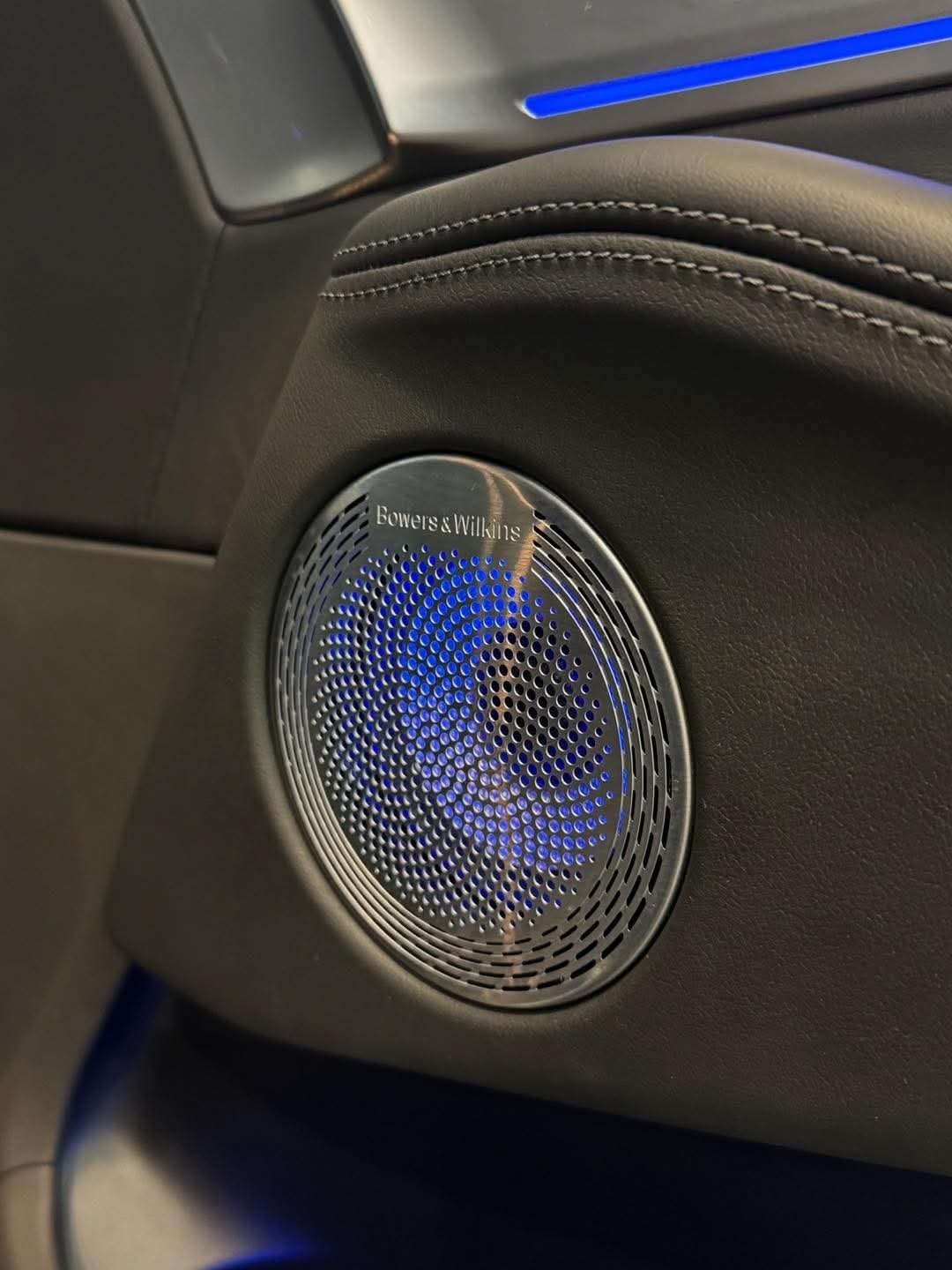 BMW XM 440i 4.4i V8 ACTIVE HYBRID XDRIVE - Image 28