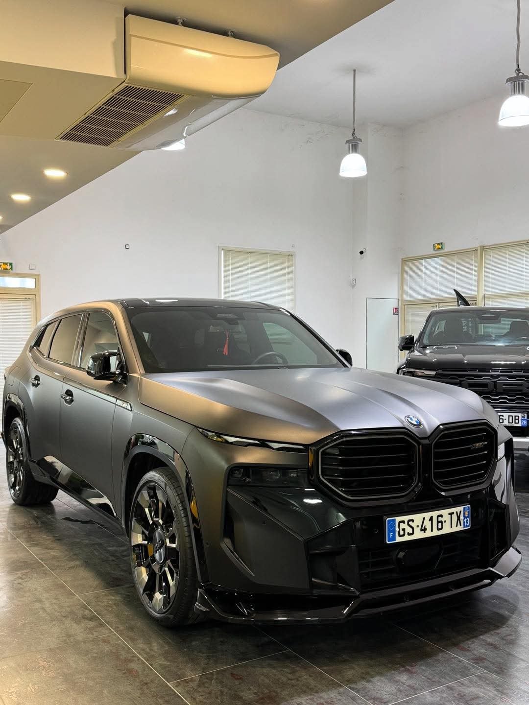 BMW XM 440i 4.4i V8 ACTIVE HYBRID XDRIVE - Image 29