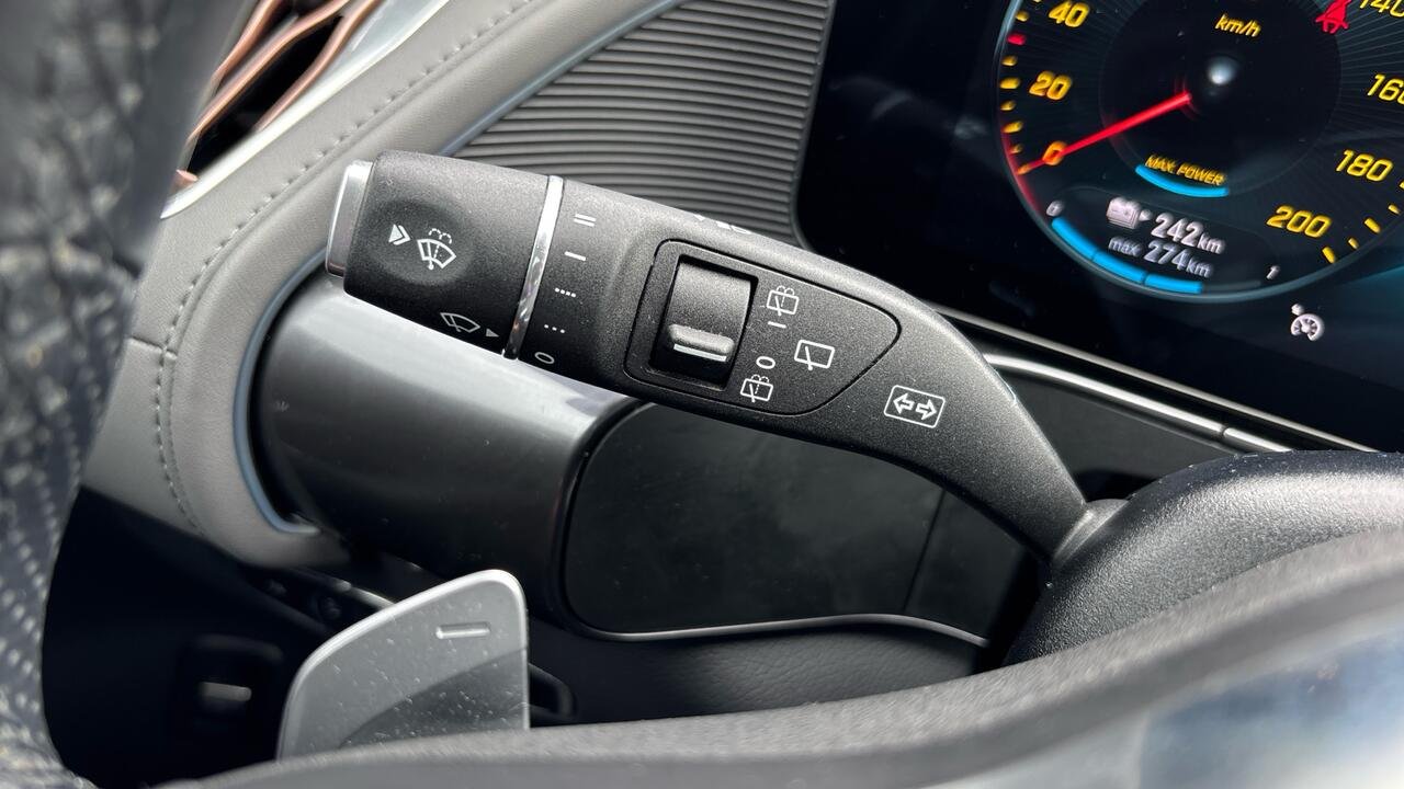 MERCEDES-BENZ EQC  400 AMG LINE 4MATIC   - Image 19