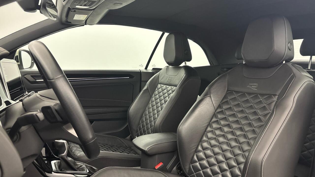 Volkswagen T-ROC CAMBRIOLET R-LINE 1.5 TSI 150 BVA7  - Image 7