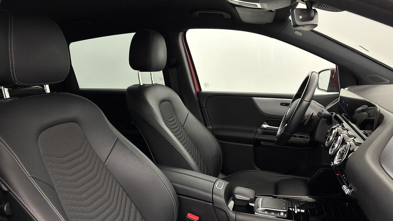 MERCEDES-BENZ Classe B 200 D BUSINESS LINE EDITION BA8 - Image 11
