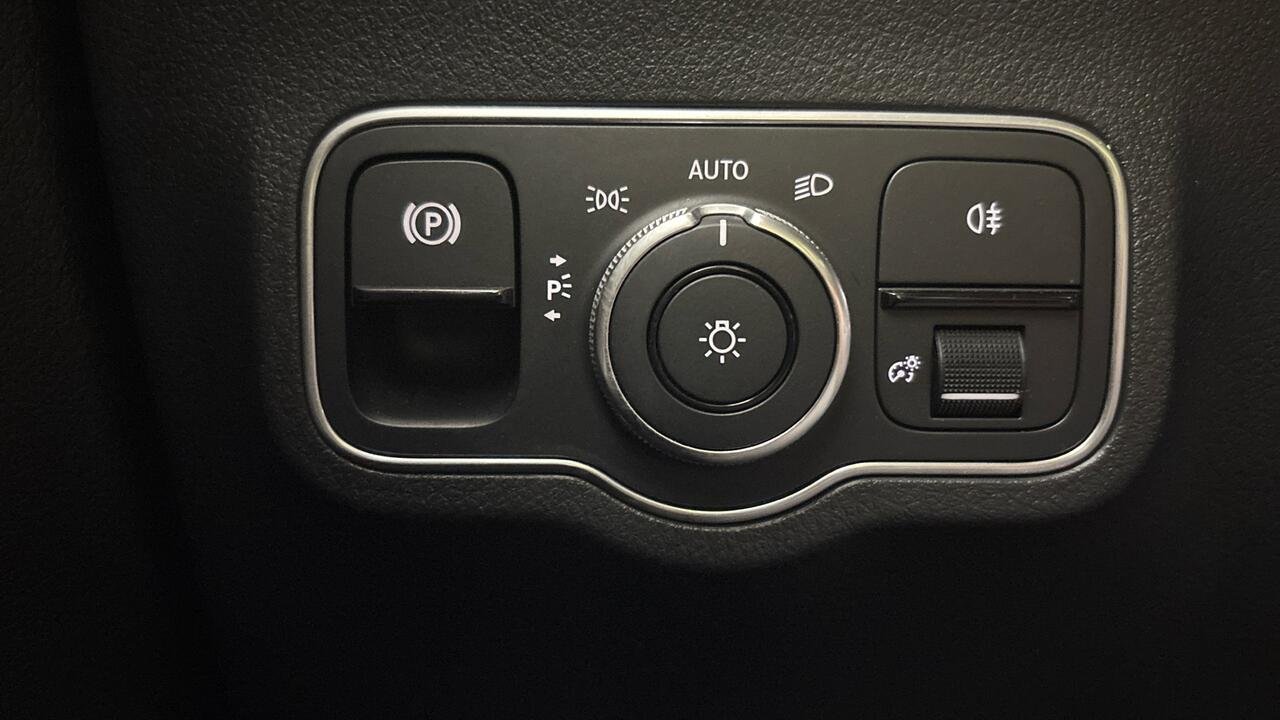 MERCEDES-BENZ Classe B 200 D BUSINESS LINE EDITION BA8 - Image 20