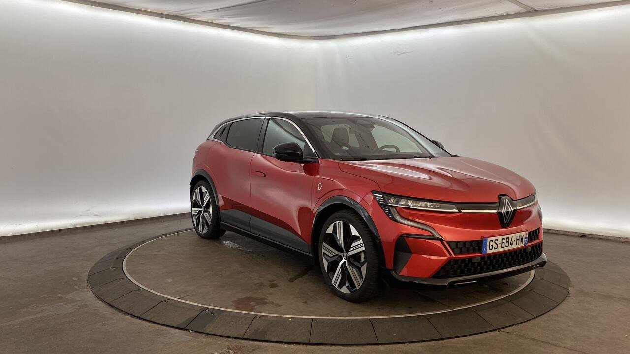 Renault Megane  ICONIC EV60 220 OPTIMUM CHARGE  - Image 6
