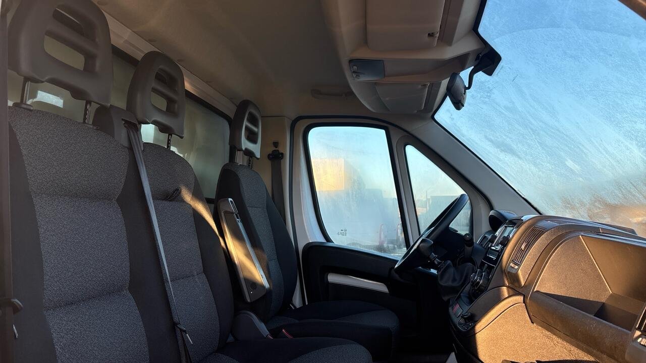 FIAT DUCATO CHASSIS CABINE 35L 2.3 MULTUET 140 BUSINESS  - Image 19