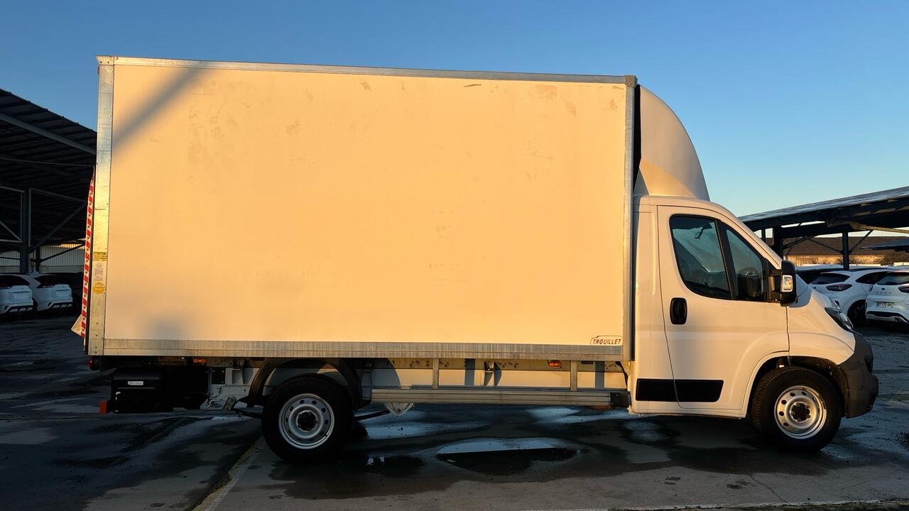 FIAT DUCATO CHASSIS CABINE 35L 2.3 MULTUET 140 BUSINESS  - Image 22
