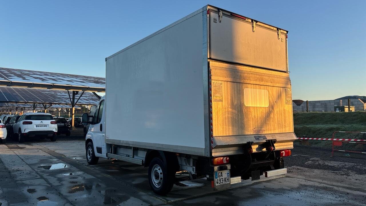 FIAT DUCATO CHASSIS CABINE 35L 2.3 MULTUET 140 BUSINESS  - Image 27