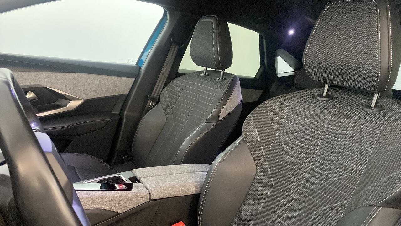Peugeot 3008 Hybride 136 Allure 1.2 BVA6 - Image 13