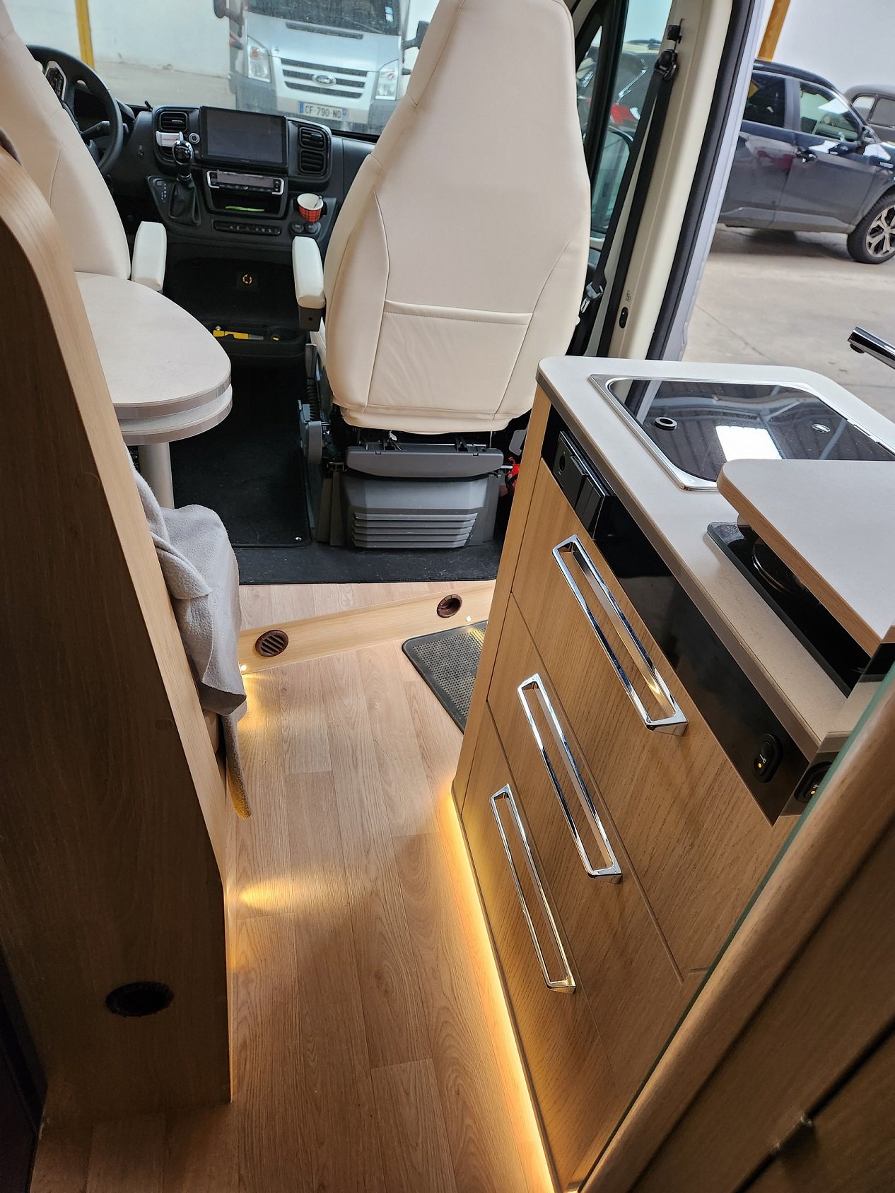 Campérève Magellan 643 Magellan 643 Limited Fiat Ducato 3.5 L H3-Power 140 CH BVA - Image 9