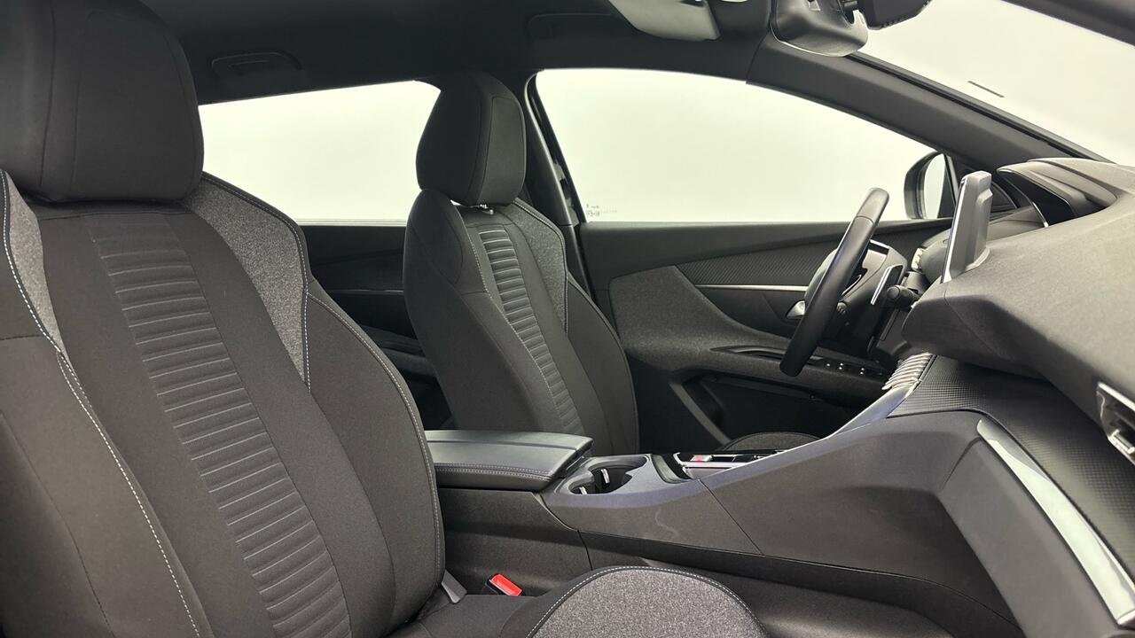Peugeot 5008 Active Pack 1.5 BlueHDi 130 BVA8 7 Sieges - Image 25