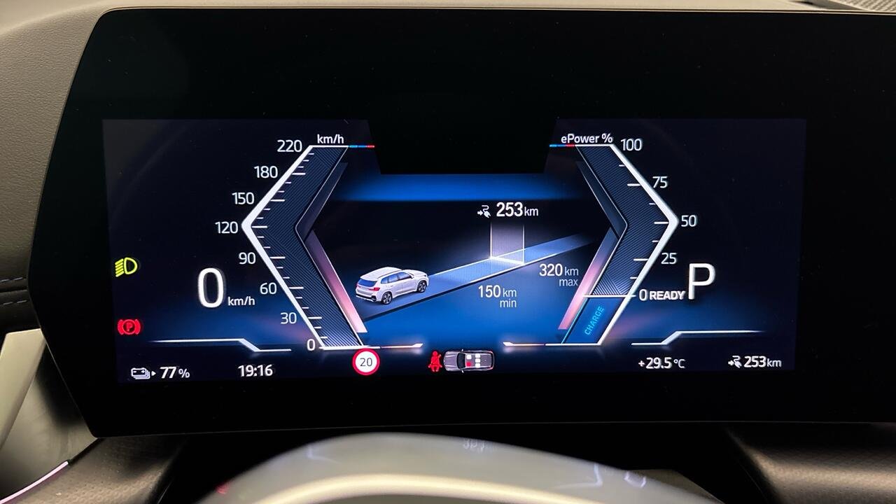 BMW iX1  XDRIVE30 M SPORT 64KWH BVA  - Image 18