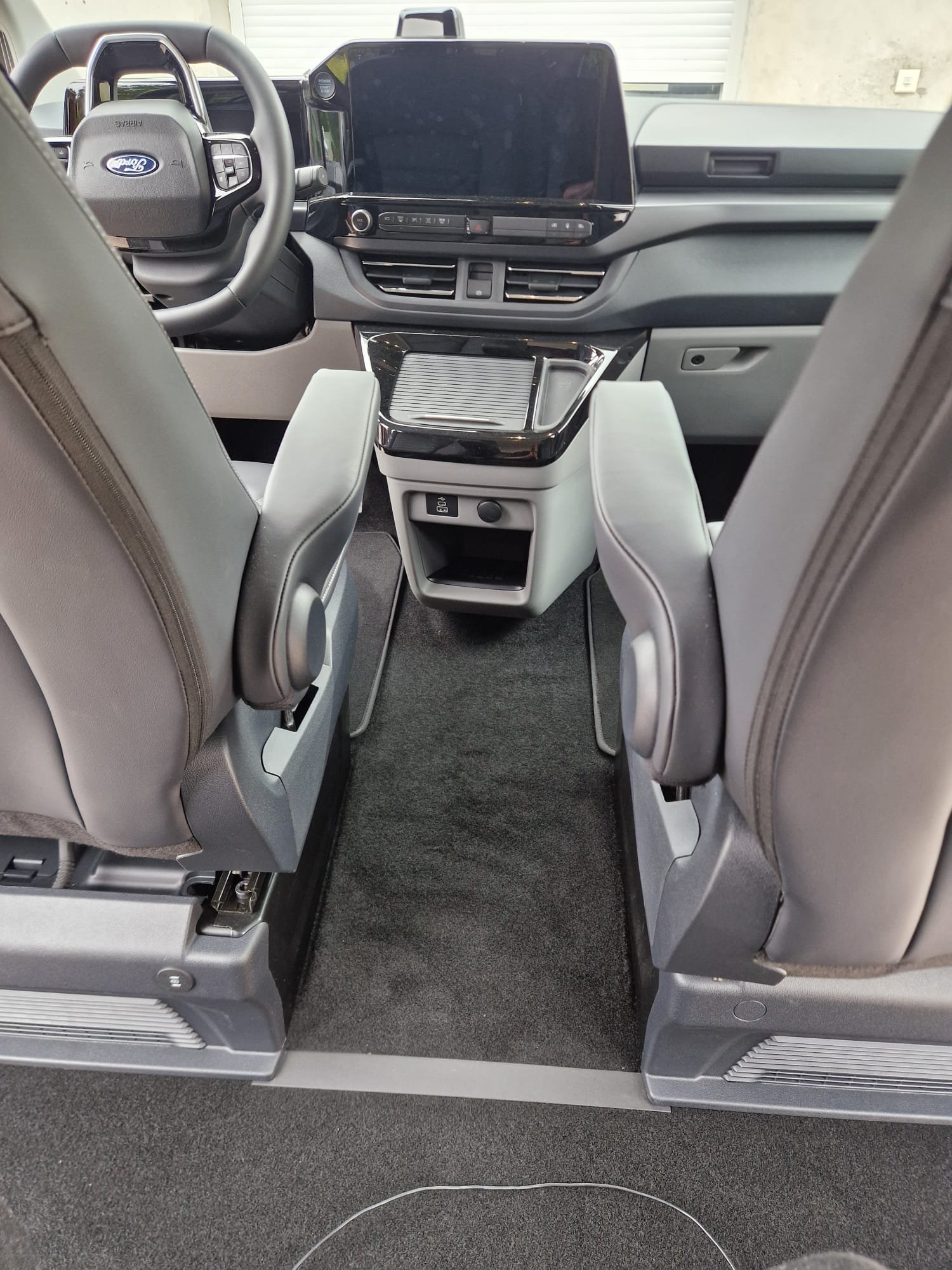 Ford TOURNEO CUSTOM TITANIUM
