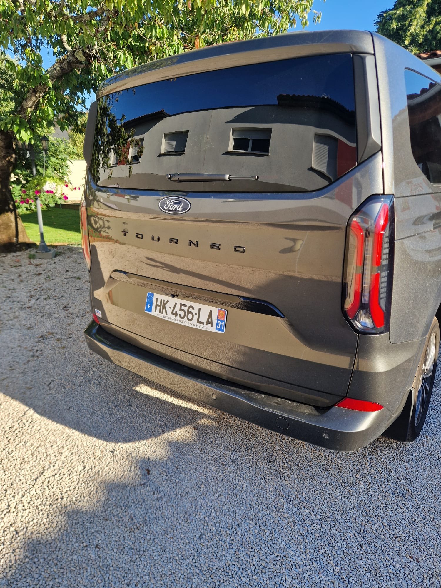 Ford TOURNEO CUSTOM TITANIUM - Image 9