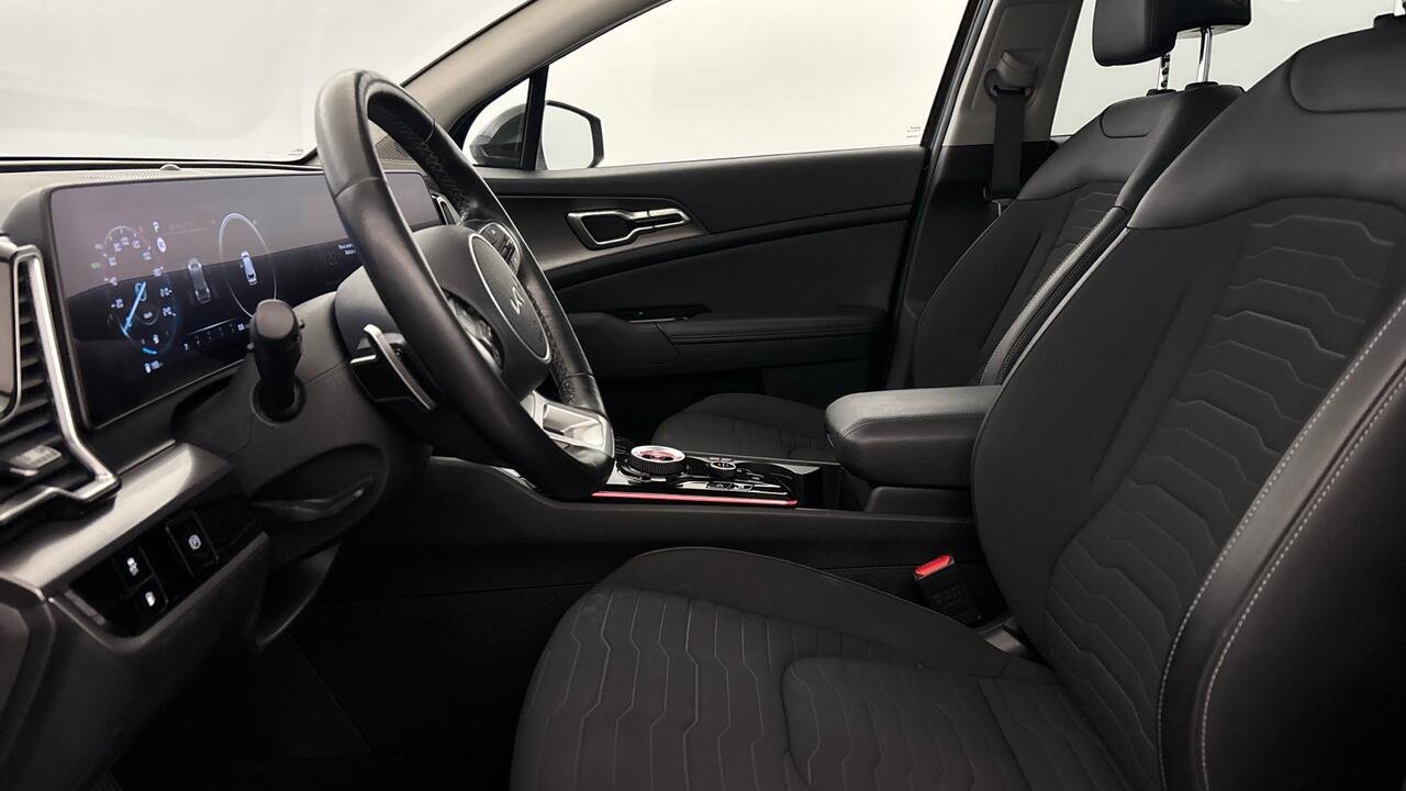 KIA SPORTAGE V DESIGN 1.6 T-GDI 265 PHEV AUTO 4WD - Image 7
