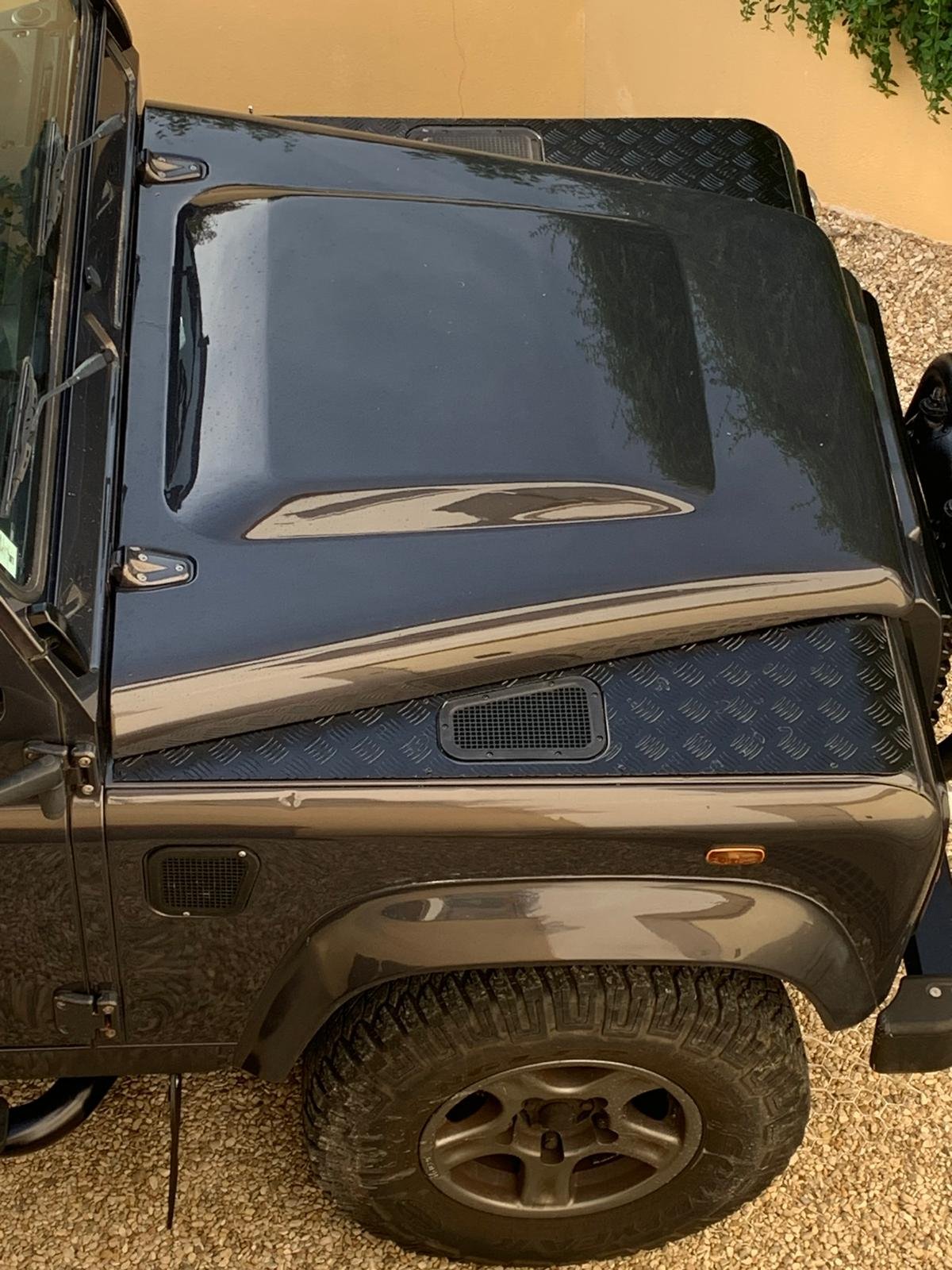 LAND ROVER DEFENDER SE - Image 6