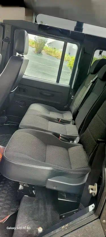 LAND ROVER DEFENDER SE - Image 7