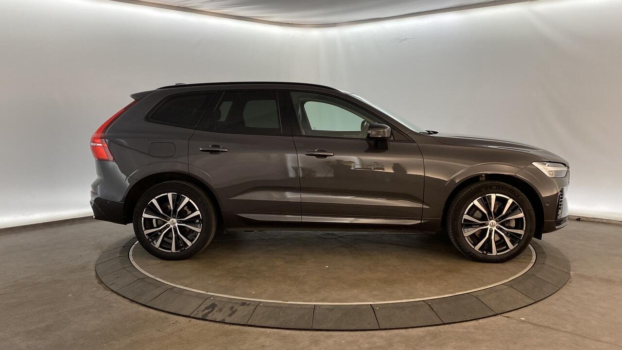 Volvo Volvo XC60 Ultimate Style Dark - Image 4
