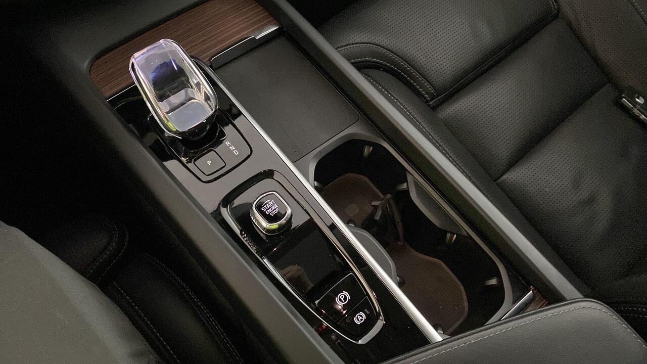 Volvo Volvo XC60 Ultimate Style Dark - Image 16