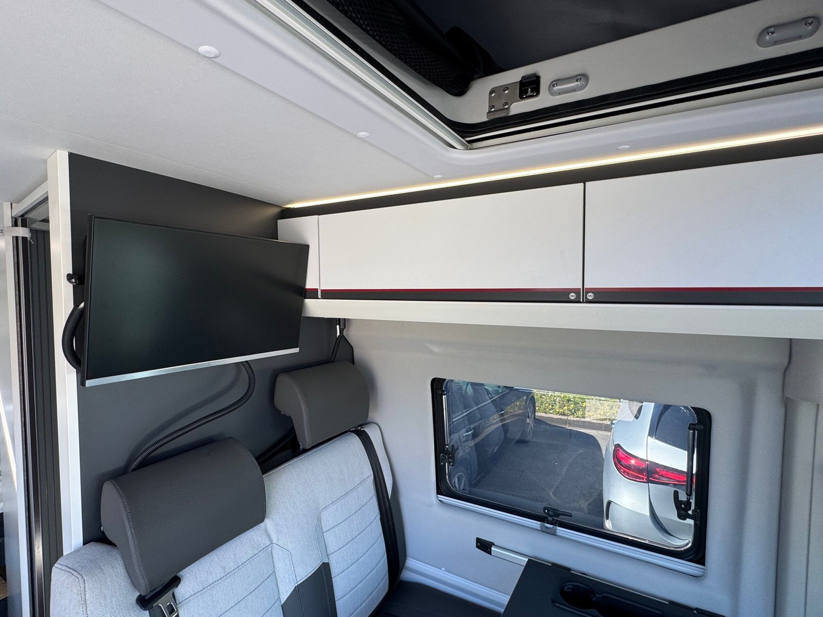 Adria Twin  640 SGX SPORT  - Image 6